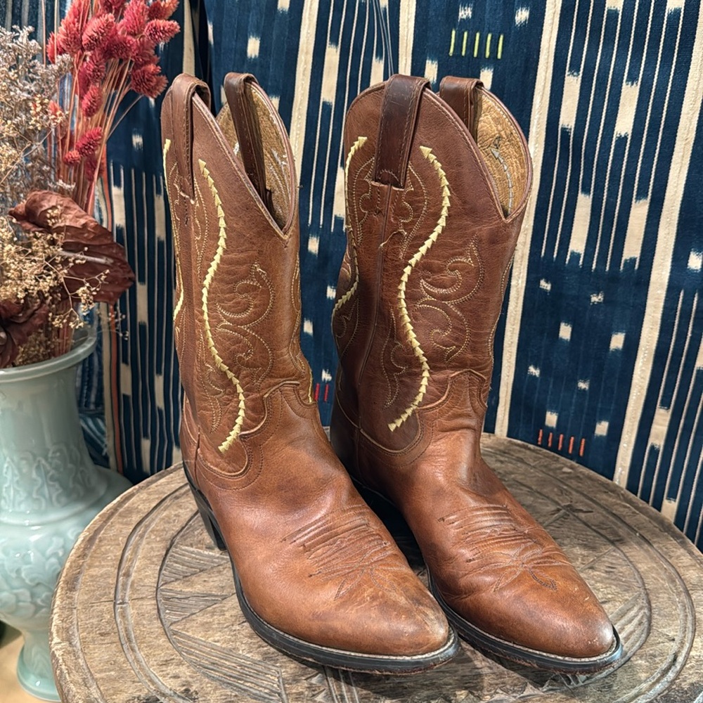 Vintage Justin cowboy boots